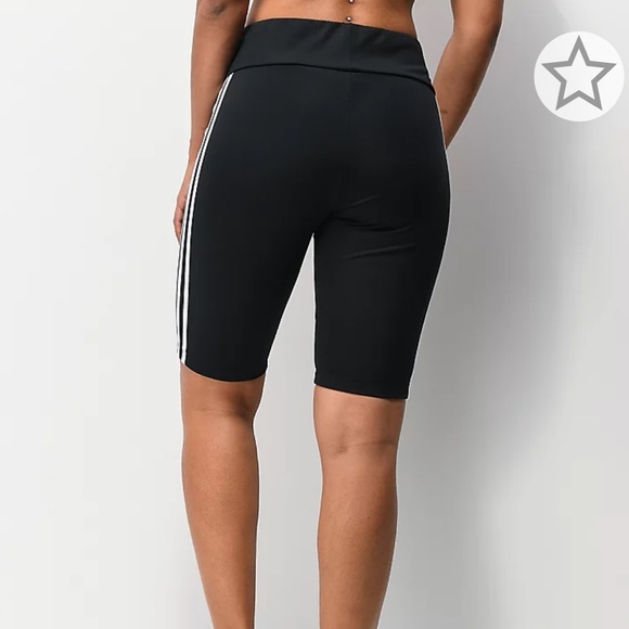Classic Adidas Biker shorts - Picture 4 of 7